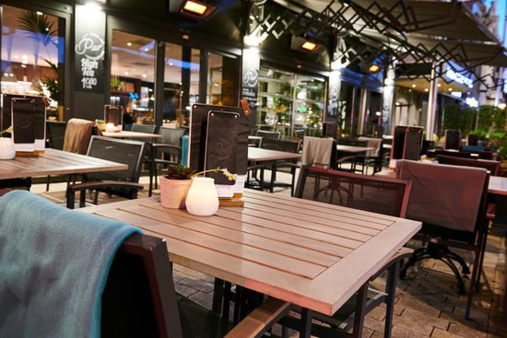 VVD Drimmelen maakt terrassen in herfst en winter ook mogelijk